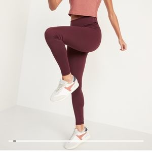 Old Navy  High Rise Powersoft Leggings